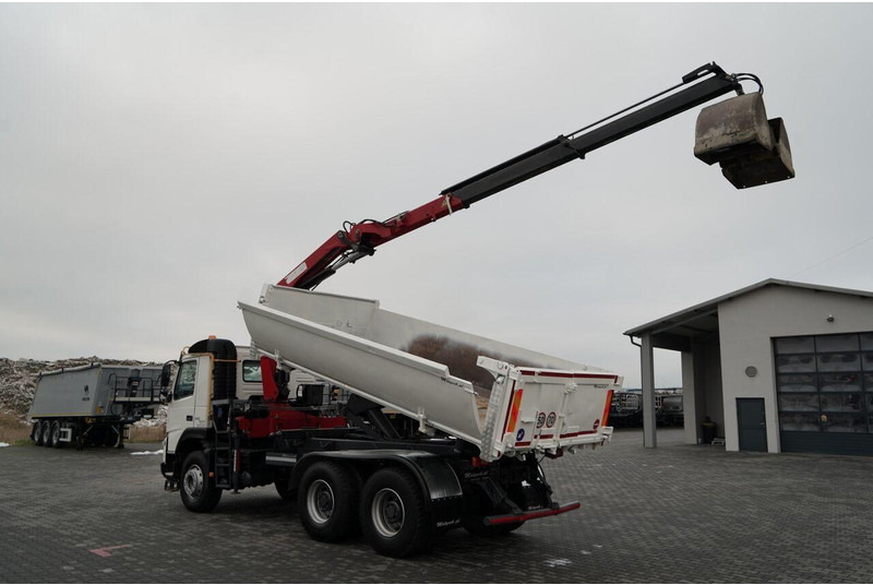 Volvo FMX 380 / 6x4 / WYWROTKA + HDS HMF 1820 K2 / HYDROBURTA / STEROW - Camion benne, Camion grue: photos 3 Volvo FMX 380 / 6x4 / WYWROTKA + HDS HMF 1820 K2 / HYDROBURTA / STEROW - Camion benne, Camion grue: photos 3