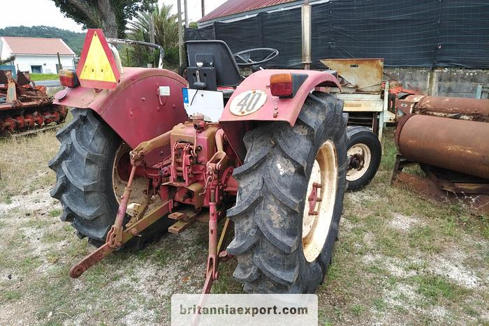 INTERNATIONAL 433 SA Farm Tractor | 2.5L Diesel | 4x2 | Brand New Tyres - Tracteur agricole: photos 4 INTERNATIONAL 433 SA Farm Tractor | 2.5L Diesel | 4x2 | Brand New Tyres - Tracteur agricole: photos 4