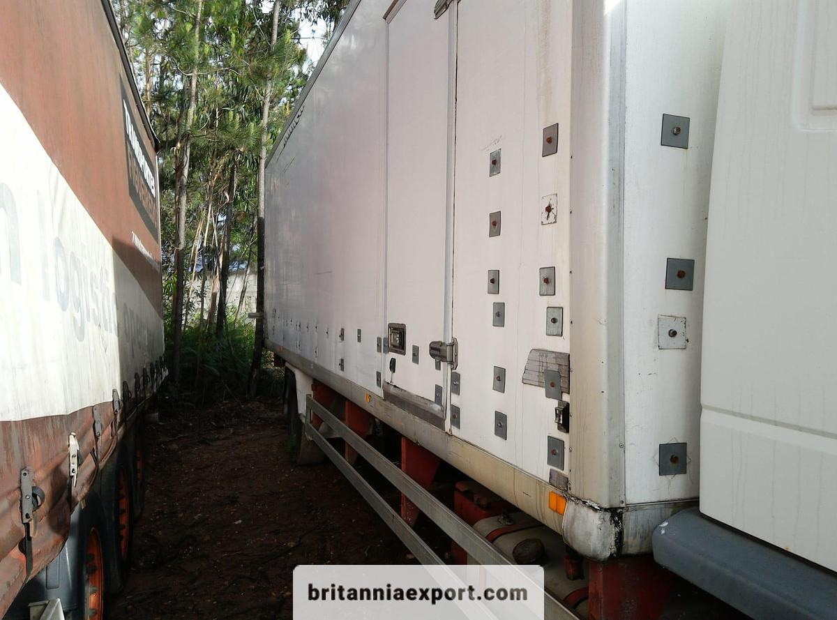 IVECO Eurotech 190E27 | Euro 2 | 19 Ton | Choice of 3 | - Camion frigorifique: photos 5 IVECO Eurotech 190E27 | Euro 2 | 19 Ton | Choice of 3 | - Camion frigorifique: photos 5