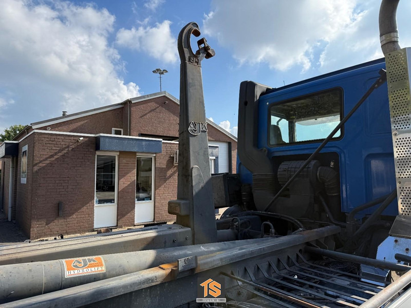 DAF FAN CF75 310 - AUTOMATIC - E4 - NL TOP TRUCK - TUV 2/26 - Camion porte-conteneur/ Caisse mobile: photos 3 DAF FAN CF75 310 - AUTOMATIC - E4 - NL TOP TRUCK - TUV 2/26 - Camion porte-conteneur/ Caisse mobile: photos 3