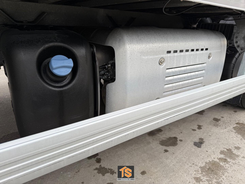 DAF LF 230 FA 12 TON - AUTOMATIC - ORIGINAL KM - TOP! - Camion fourgon: photos 5 DAF LF 230 FA 12 TON - AUTOMATIC - ORIGINAL KM - TOP! - Camion fourgon: photos 5