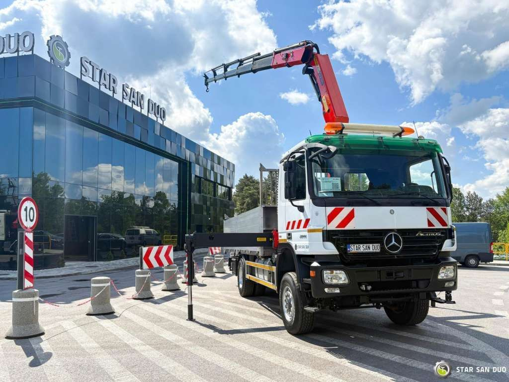 Mercedes-Benz ACTROS 2044A 4x4 Palfinger PK 20002 hds Crane - Camion grue: photos 2 Mercedes-Benz ACTROS 2044A 4x4 Palfinger PK 20002 hds Crane - Camion grue: photos 2