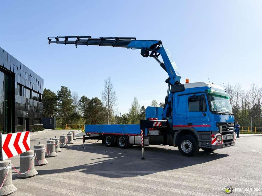 Mercedes-Benz ACTROS 2646L 6x4 PALFINGER 36002 Euro 5 Winch - Camion grue: photos 4 Mercedes-Benz ACTROS 2646L 6x4 PALFINGER 36002 Euro 5 Winch - Camion grue: photos 4