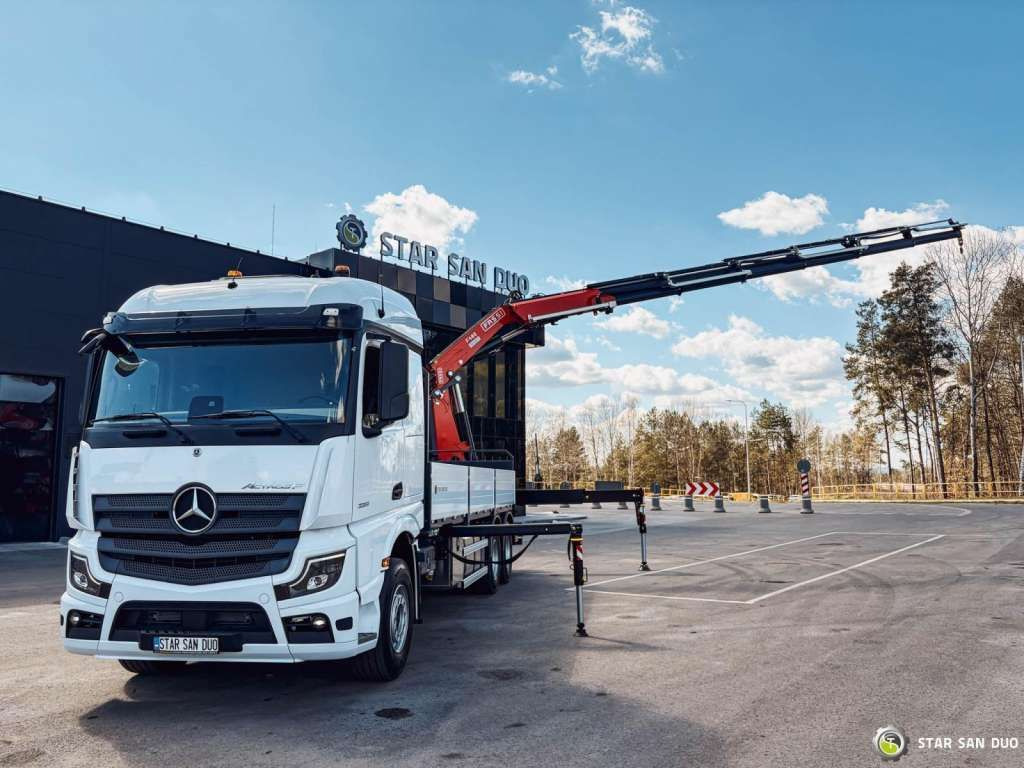 Mercedes-Benz ACTROS 3351 NEW 6x4 Fassi F485 Crane - Camion grue: photos 3 Mercedes-Benz ACTROS 3351 NEW 6x4 Fassi F485 Crane - Camion grue: photos 3