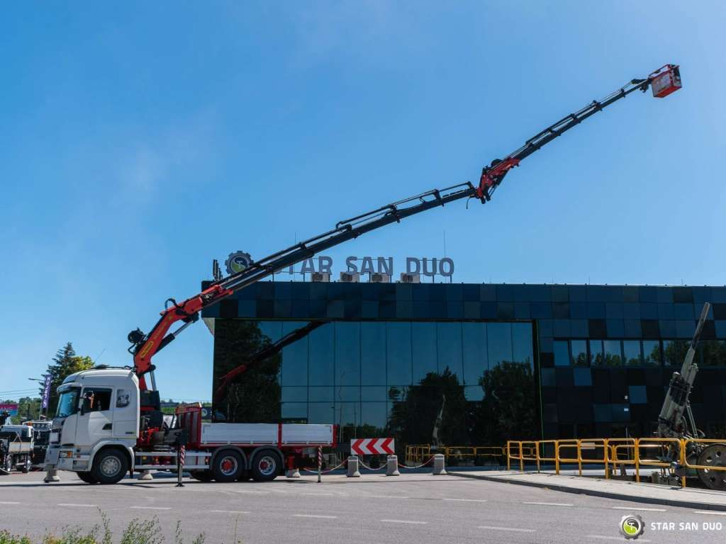 Scania G490 6x2 Palfinger PK 53002 SH Fly Jib Basket - Tracteur routier: photos 1 Scania G490 6x2 Palfinger PK 53002 SH Fly Jib Basket - Tracteur routier: photos 1
