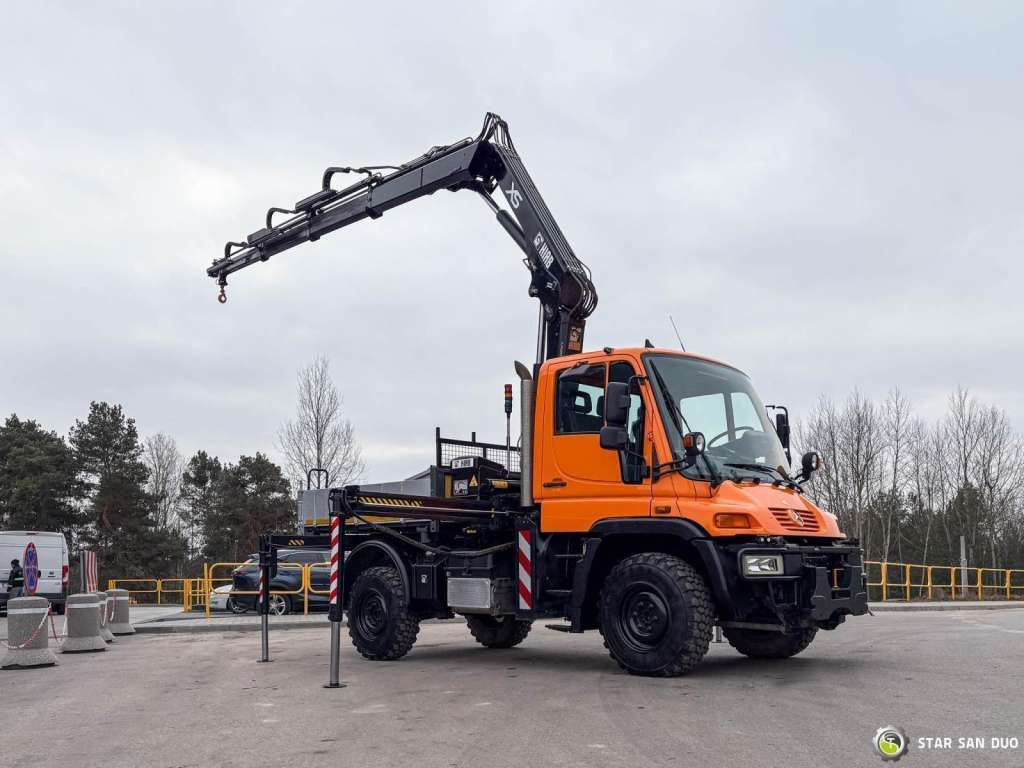 Unimog Mercedes-Benz UNIMOG U300 4x4 HIAB 122 D-3 CRANE Unimog Mercedes-Benz UNIMOG U300 4x4 HIAB 122 D-3 CRANE - Camion grue, Camion plateau: photos 3 Unimog Mercedes-Benz UNIMOG U300 4x4 HIAB 122 D-3 CRANE Unimog Mercedes-Benz UNIMOG U300 4x4 HIAB 122 D-3 CRANE - Camion grue, Camion plateau: photos 3