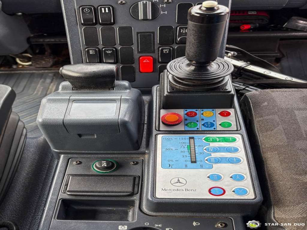Camion grue, Camion plateau Unimog Mercedes-Benz UNIMOG U300 4x4 HIAB 122 D-3 CRANE Unimog Mercedes-Benz UNIMOG U300 4x4 HIAB 122 D-3 CRANE: photos 20
