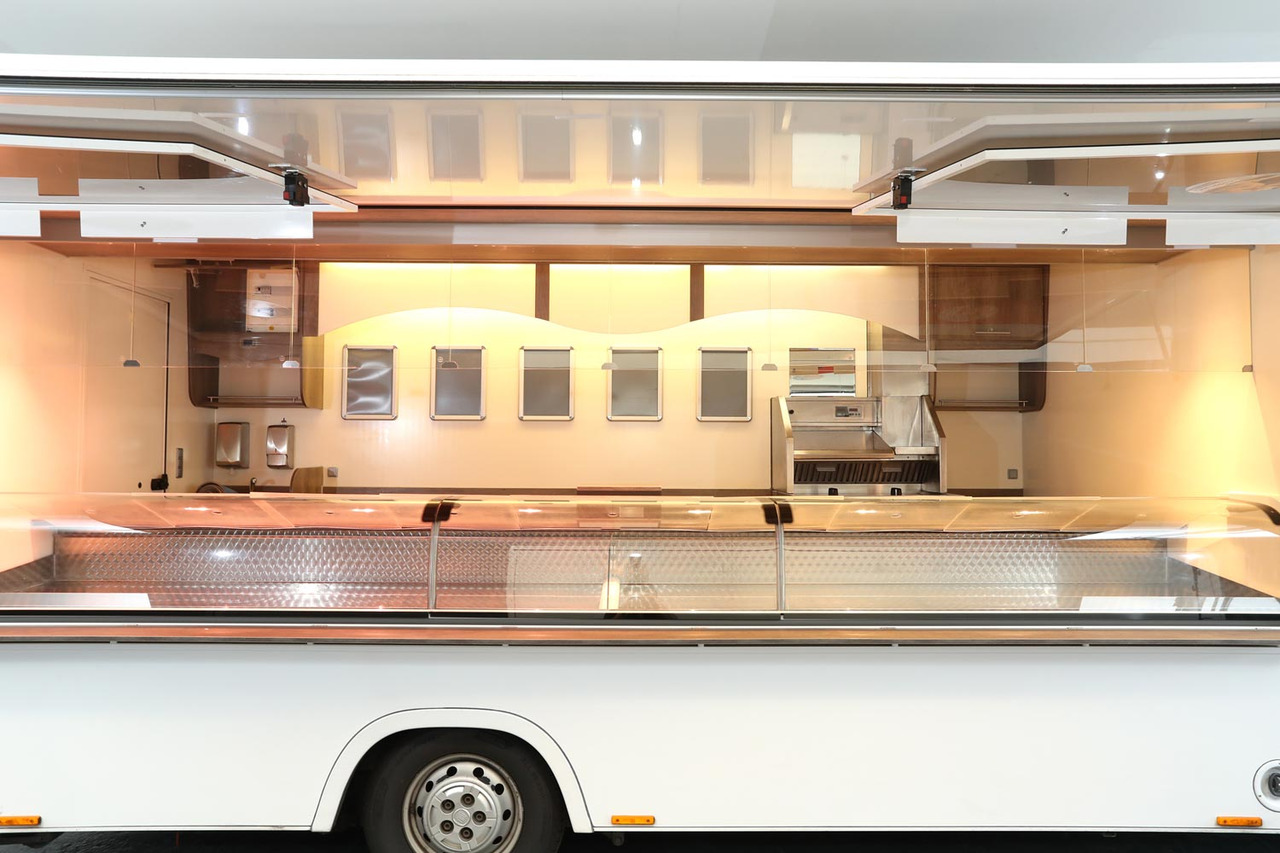 Wochenmarktmobil Seico - Camion magasin: photos 2 Wochenmarktmobil Seico - Camion magasin: photos 2