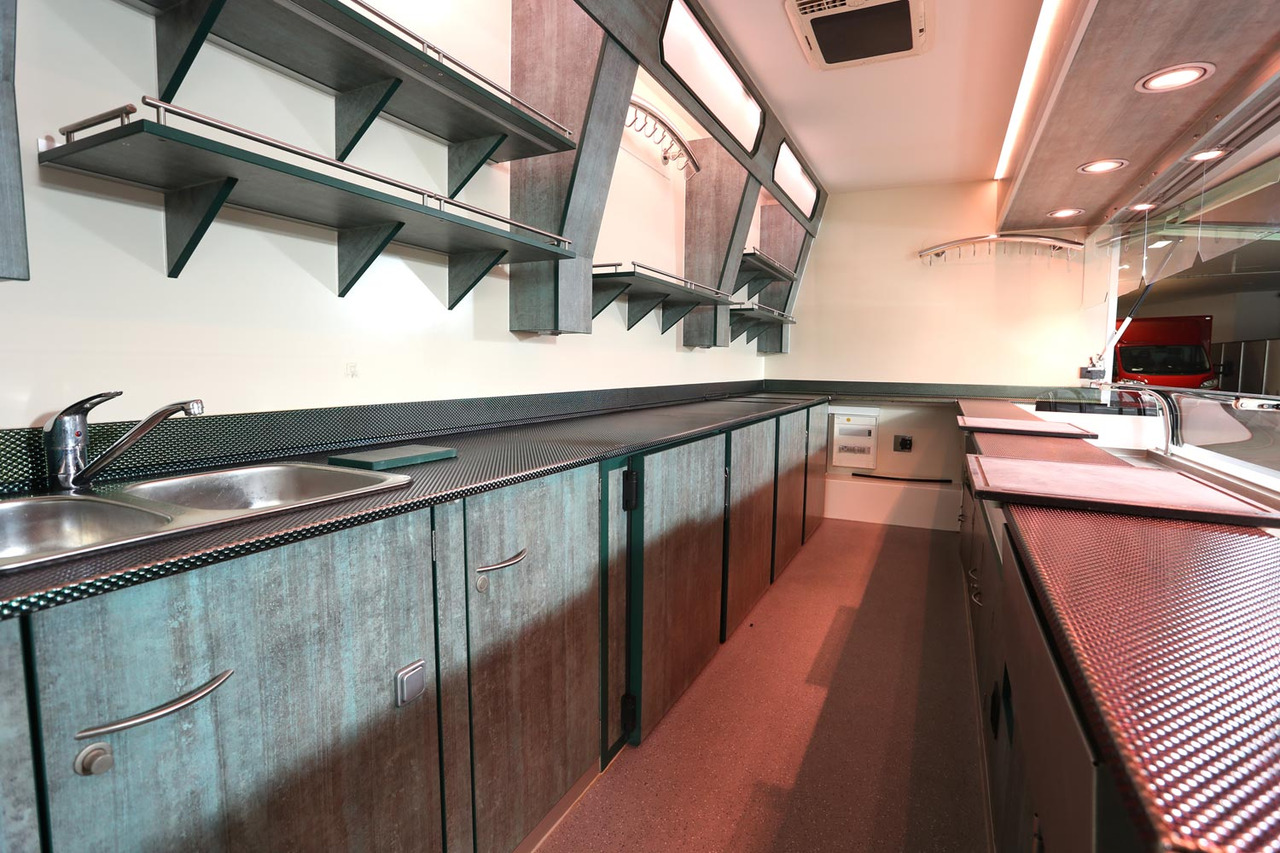 Wochenmarktmobil Seico - Camion magasin: photos 4 Wochenmarktmobil Seico - Camion magasin: photos 4