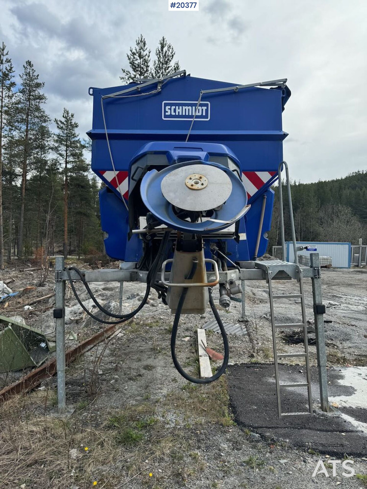 Schmidt 2005 Schmidt Stratos B120 Saltspreder - Accessoire pour Camion: photos 4 Schmidt 2005 Schmidt Stratos B120 Saltspreder - Accessoire pour Camion: photos 4