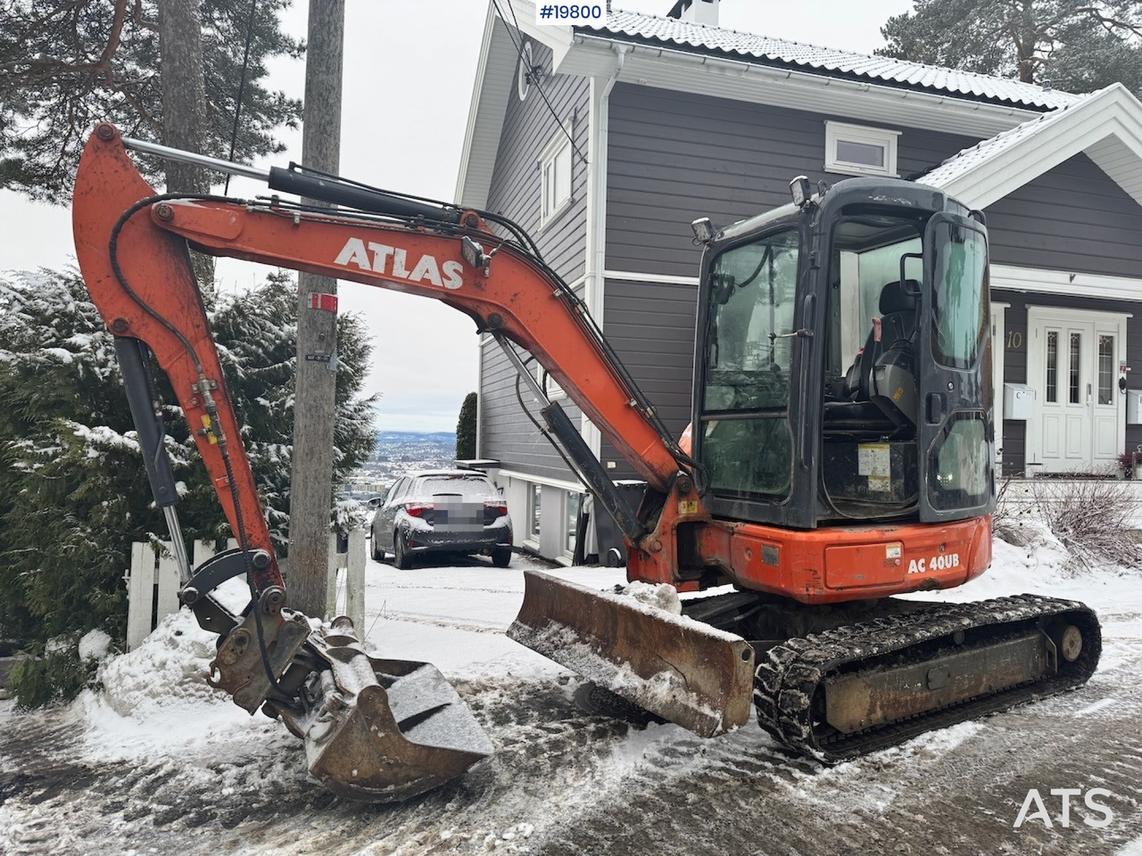 Atlas AC40U - Pelle: photos 1 Atlas AC40U - Pelle: photos 1