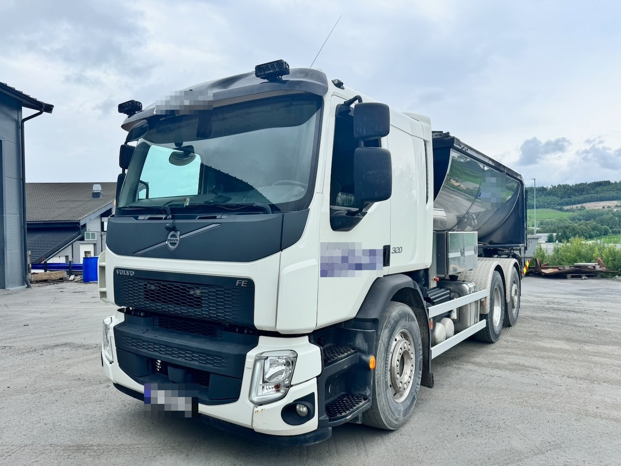 Volvo FE320 - Camion, Travaux routiers: photos 2 Volvo FE320 - Camion, Travaux routiers: photos 2