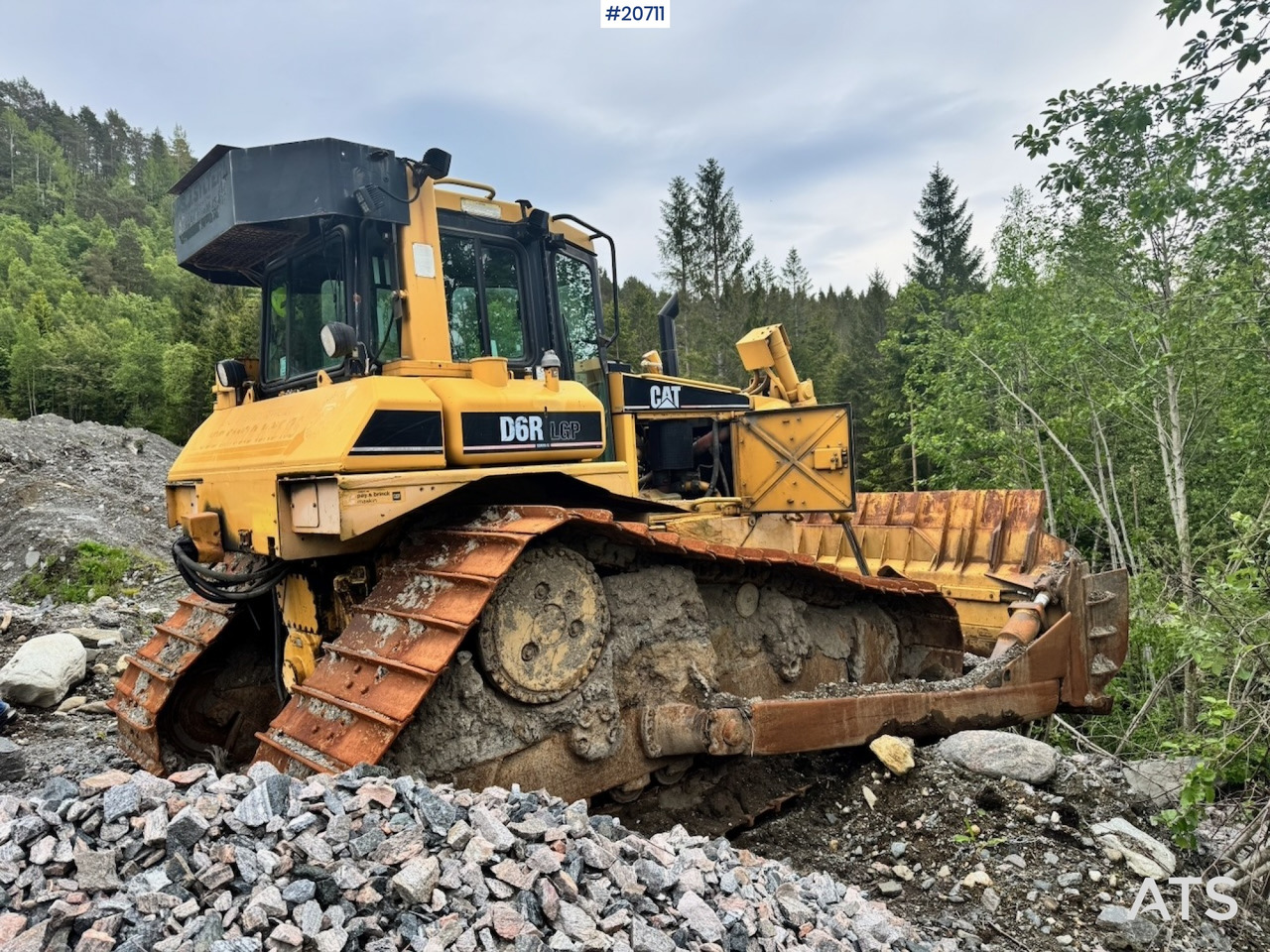 Caterpillar D6R LGP - Bulldozer: photos 5 Caterpillar D6R LGP - Bulldozer: photos 5