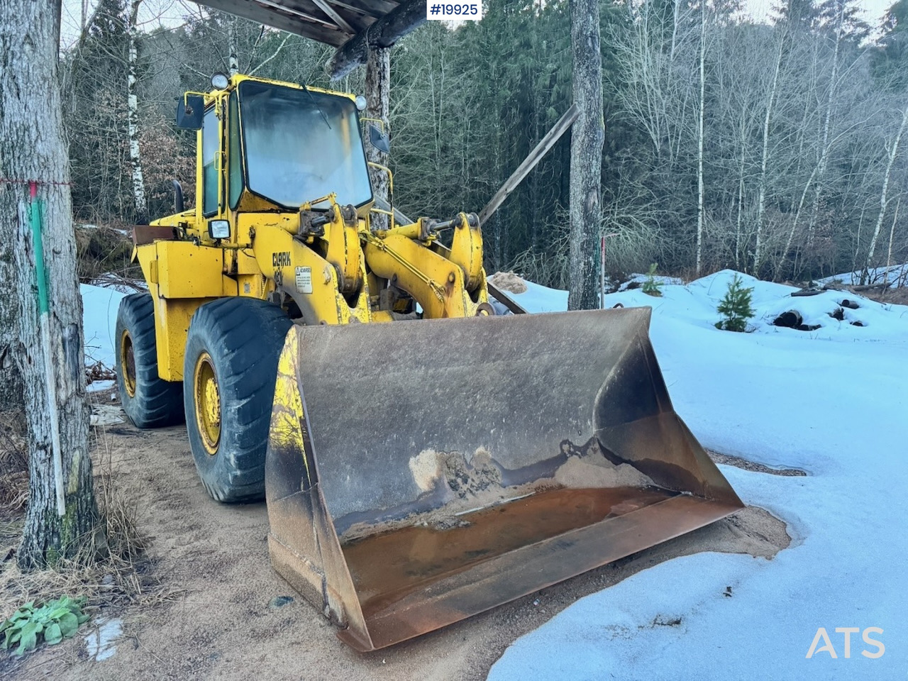 Clark 75B - Chargeuse sur pneus: photos 3 Clark 75B - Chargeuse sur pneus: photos 3