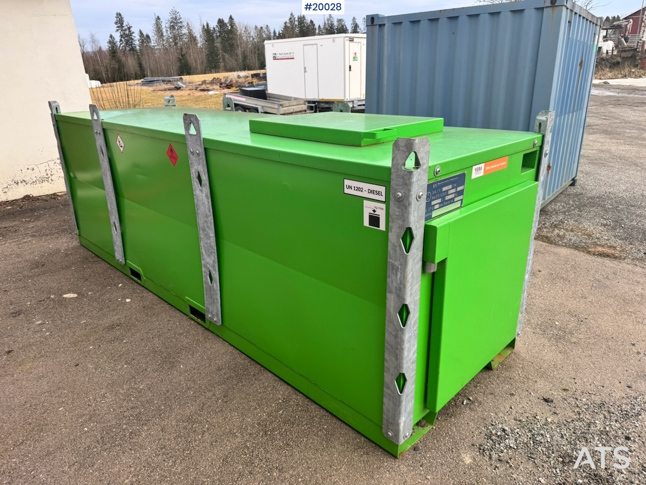 Dieseltank 3000L - Cuve de stockage: photos 3 Dieseltank 3000L - Cuve de stockage: photos 3