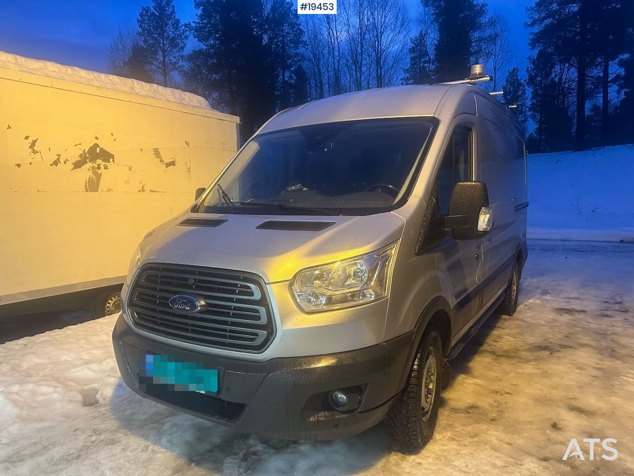 Ford Transit - Fourgon utilitaire: photos 1 Ford Transit - Fourgon utilitaire: photos 1