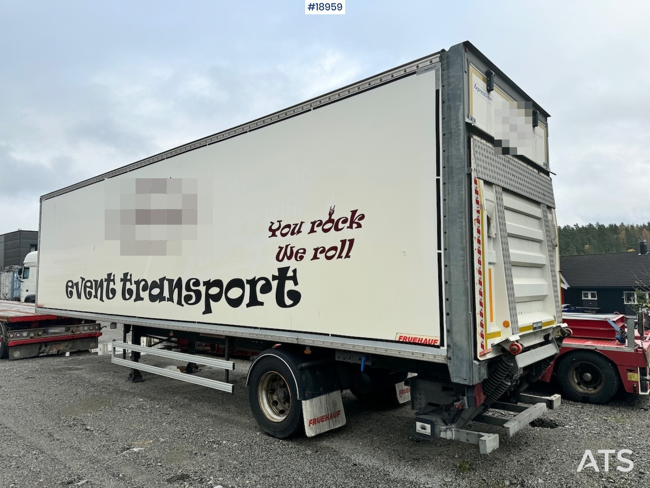 Fruehauf citysemi - Semi-remorque fourgon: photos 3 Fruehauf citysemi - Semi-remorque fourgon: photos 3