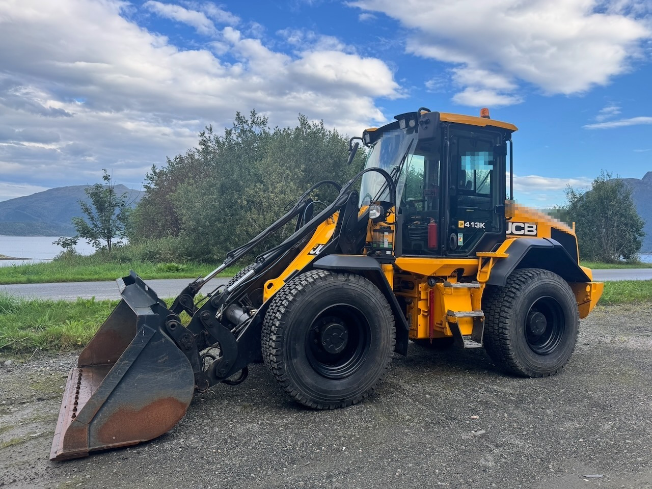 Jcb 413K - Chargeuse sur pneus: photos 2 Jcb 413K - Chargeuse sur pneus: photos 2