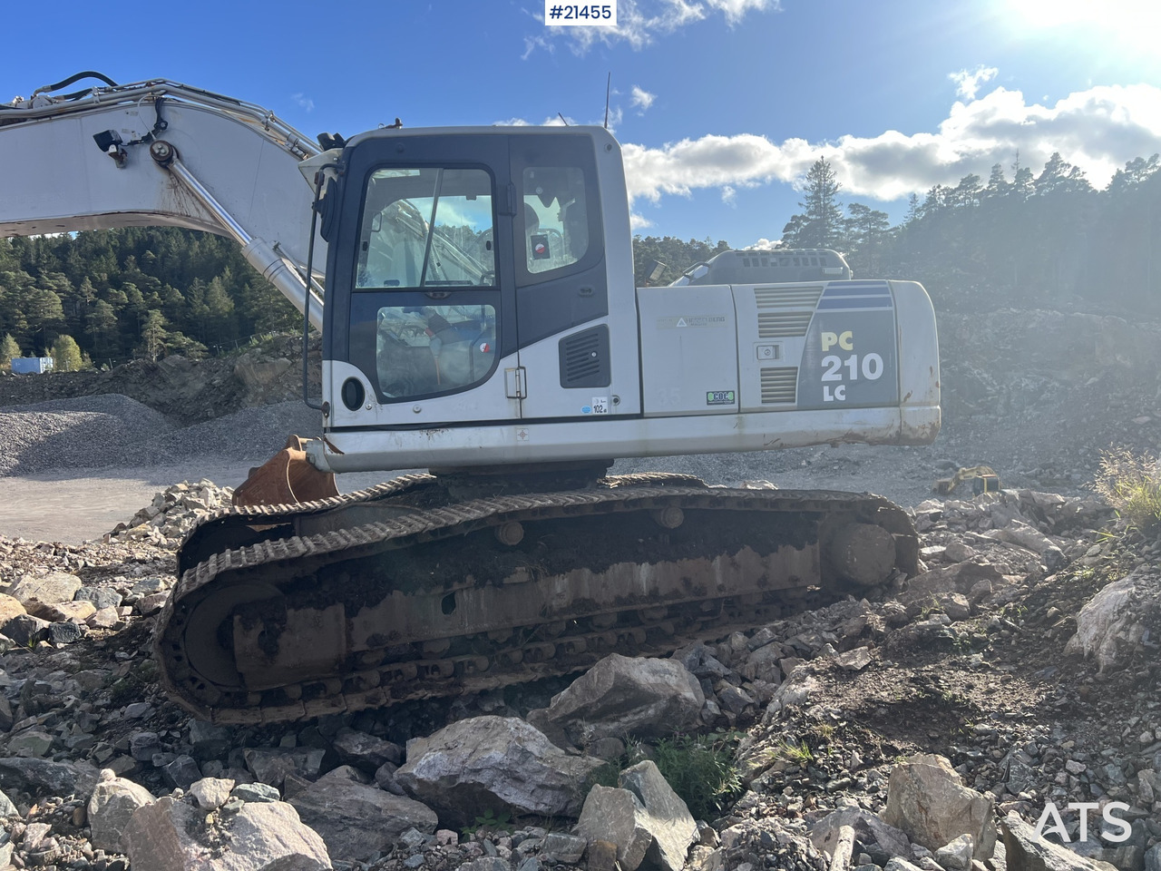 Komatsu pc210lc-8 Gravemaskin - Pelle sur chenille: photos 2 Komatsu pc210lc-8 Gravemaskin - Pelle sur chenille: photos 2