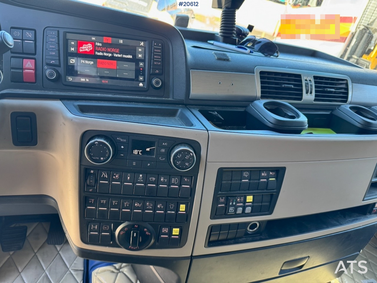 Camion plateau MAN TGX 580: photos 30 Camion plateau MAN TGX 580: photos 30