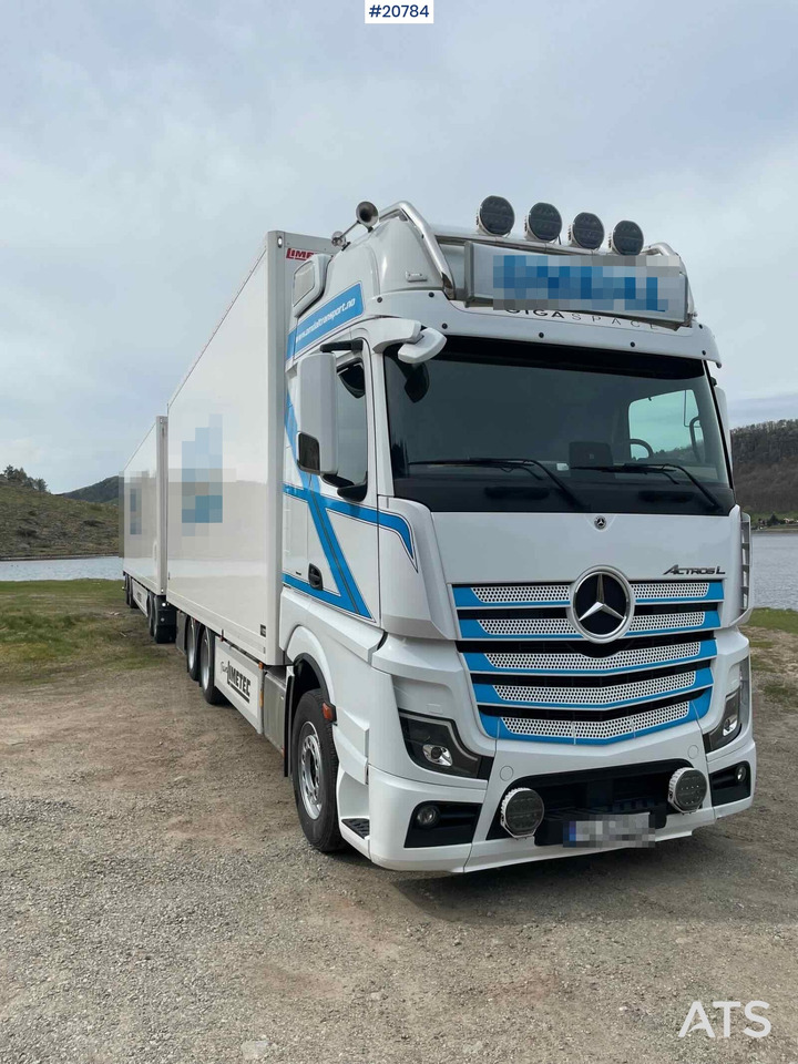 Mercedes Actros - Camion fourgon: photos 4 Mercedes Actros - Camion fourgon: photos 4
