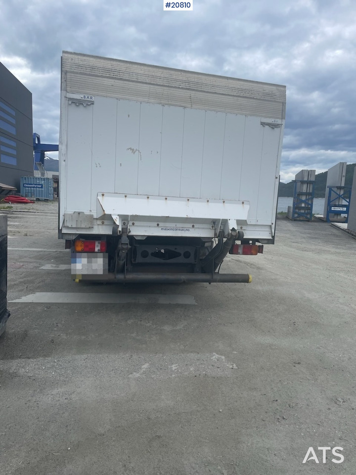 Mercedes Atego 815 - Camion plateau: photos 3 Mercedes Atego 815 - Camion plateau: photos 3