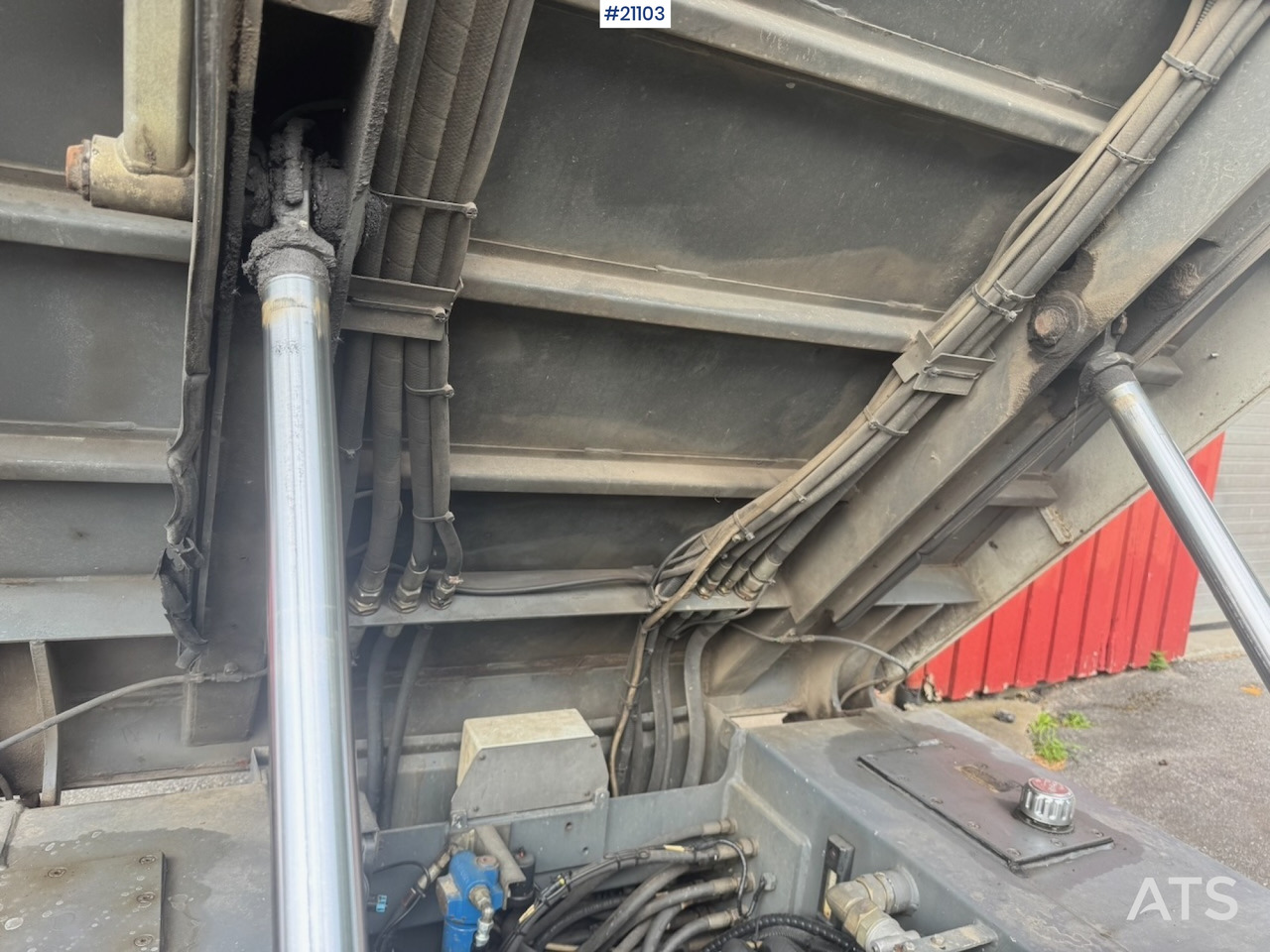 Balayeuse de voirie Ravo 540: photos 29 Balayeuse de voirie Ravo 540: photos 29