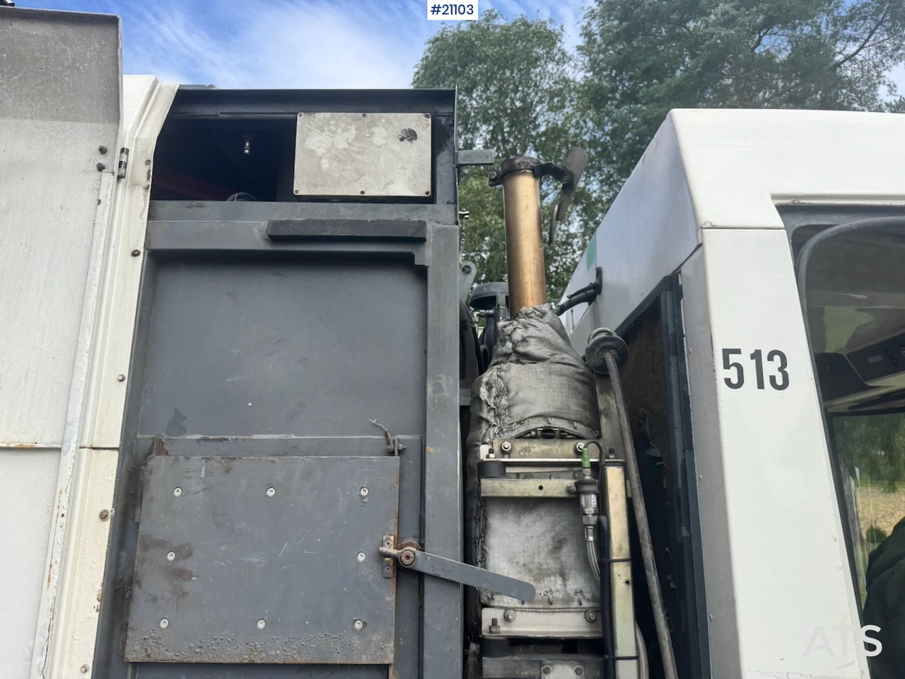 Balayeuse de voirie Ravo 540: photos 21 Balayeuse de voirie Ravo 540: photos 21