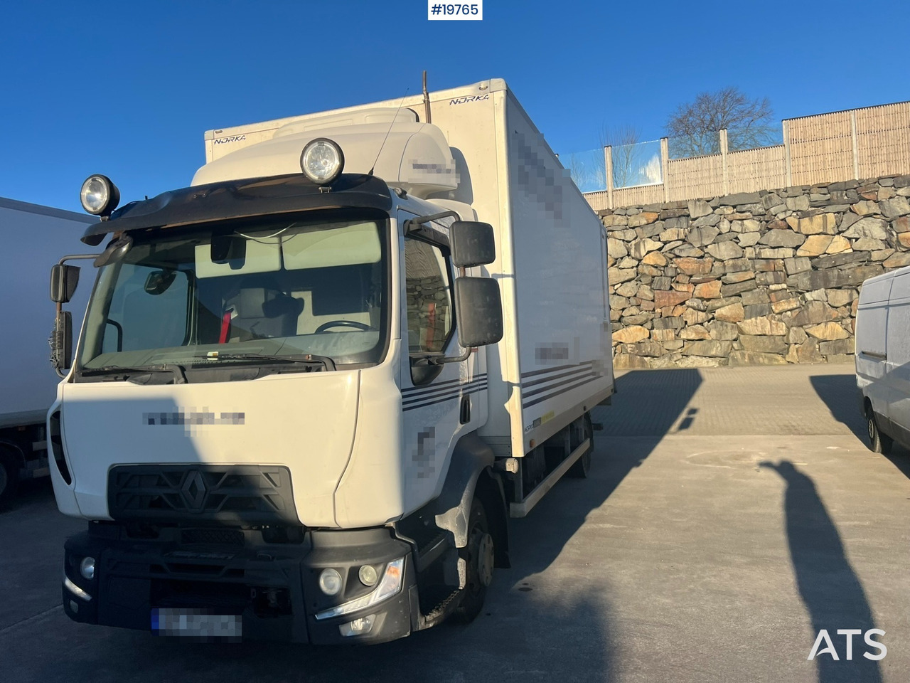 Renault D7.5 - Camion fourgon: photos 3 Renault D7.5 - Camion fourgon: photos 3