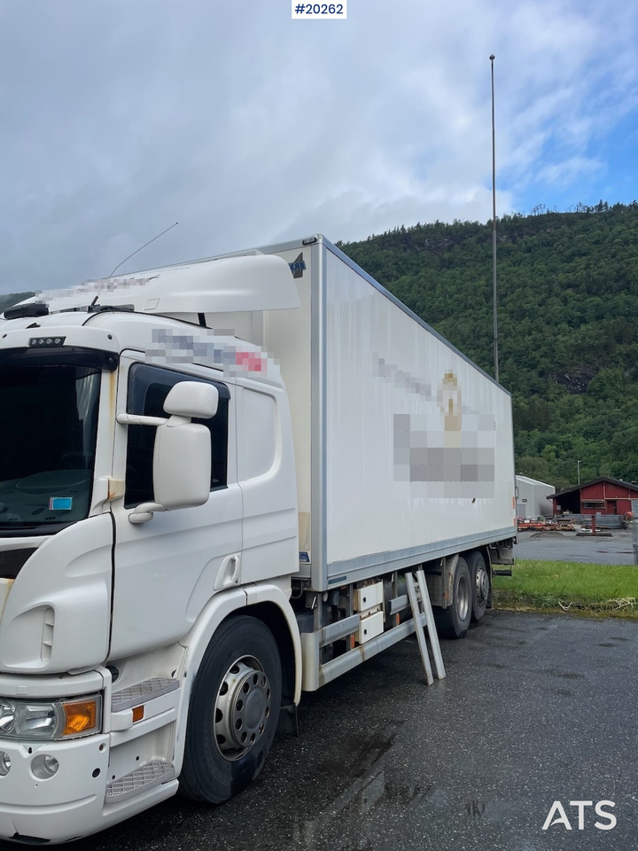 Scania P 340 - Camion fourgon: photos 3 Scania P 340 - Camion fourgon: photos 3