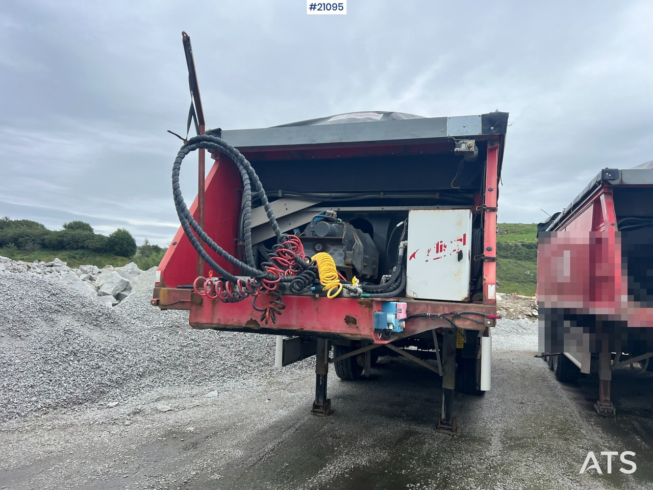Fliegl Fahrzeugbau ass 3725 Asfaltsemi m/ Push off system og El.kapell - Semi-remorque, Travaux routiers: photos 2 Fliegl Fahrzeugbau ass 3725 Asfaltsemi m/ Push off system og El.kapell - Semi-remorque, Travaux routiers: photos 2