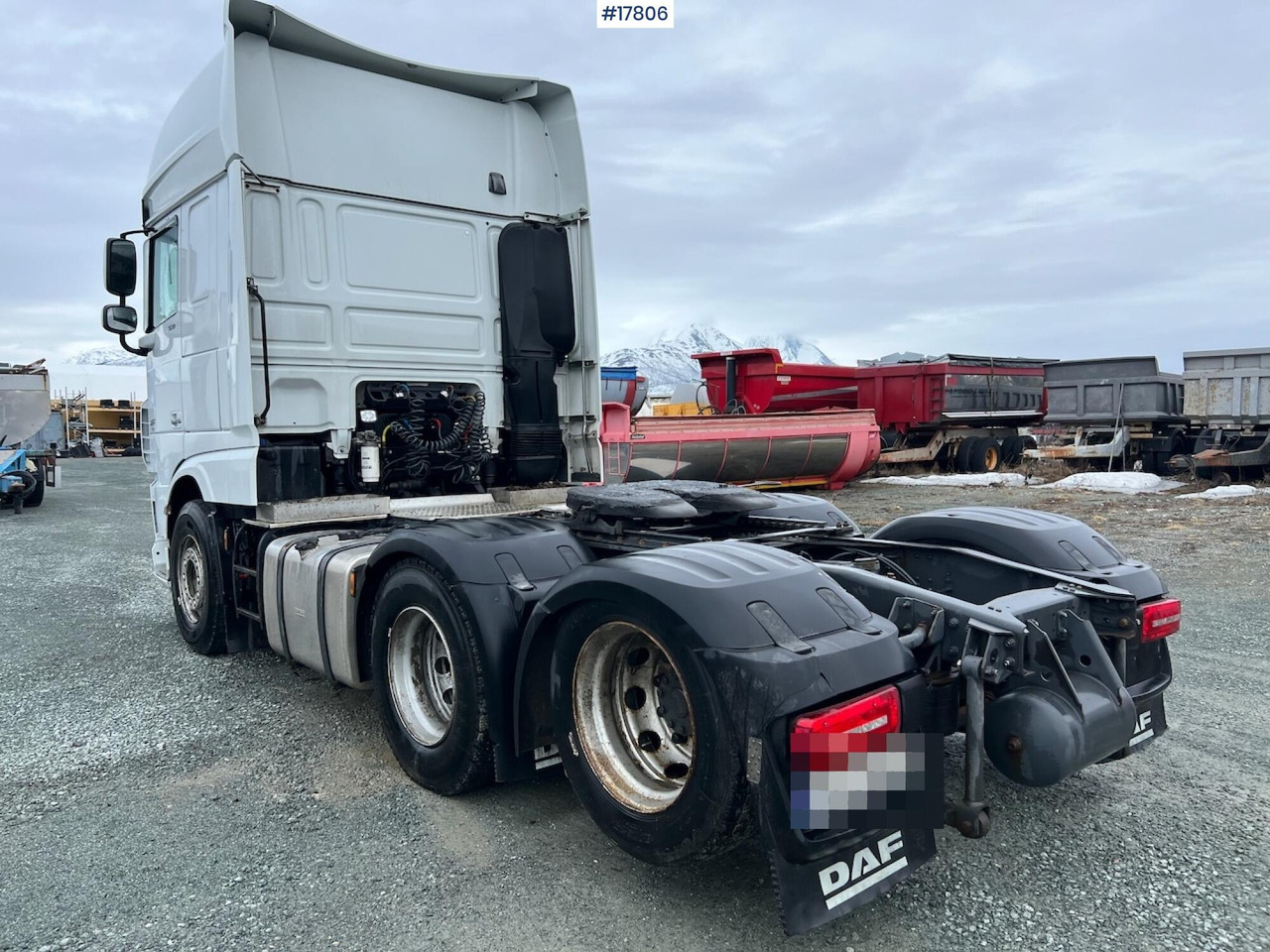 DAF XF 530 - Tracteur routier: photos 3 DAF XF 530 - Tracteur routier: photos 3