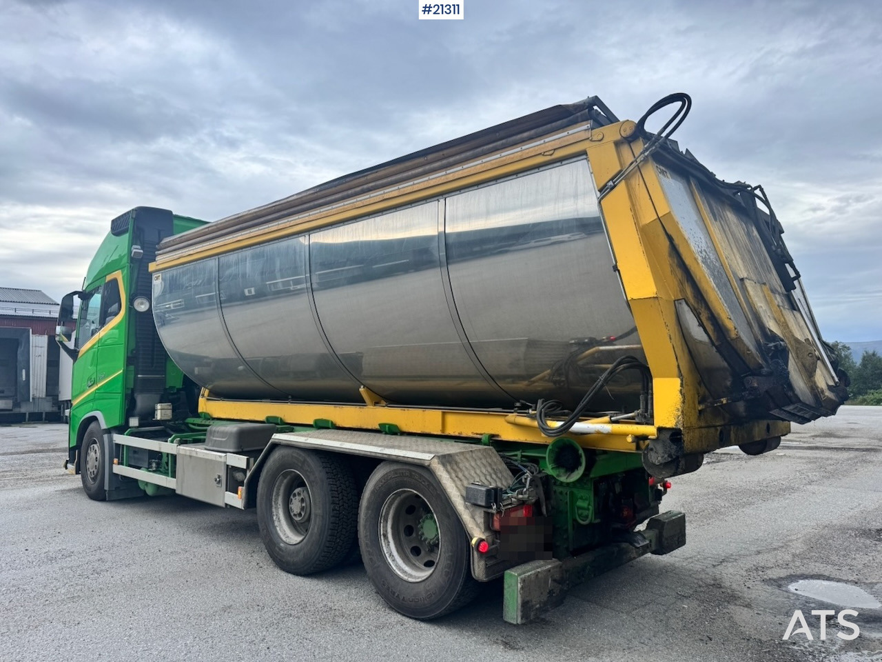 Volvo FH16 750 - Camion ampliroll: photos 4 Volvo FH16 750 - Camion ampliroll: photos 4