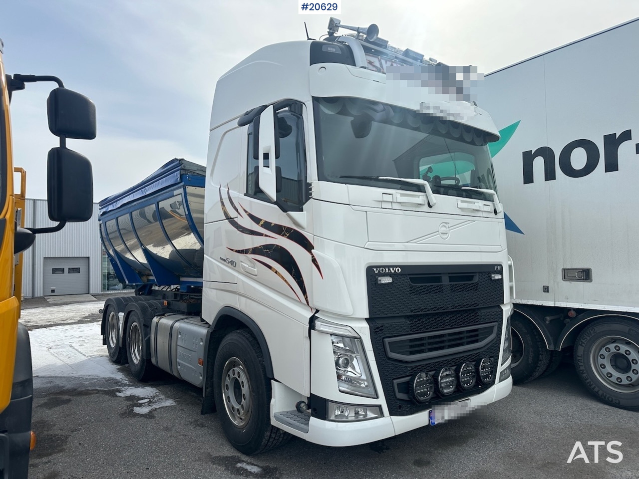 Volvo FH540 - Camion benne: photos 2 Volvo FH540 - Camion benne: photos 2
