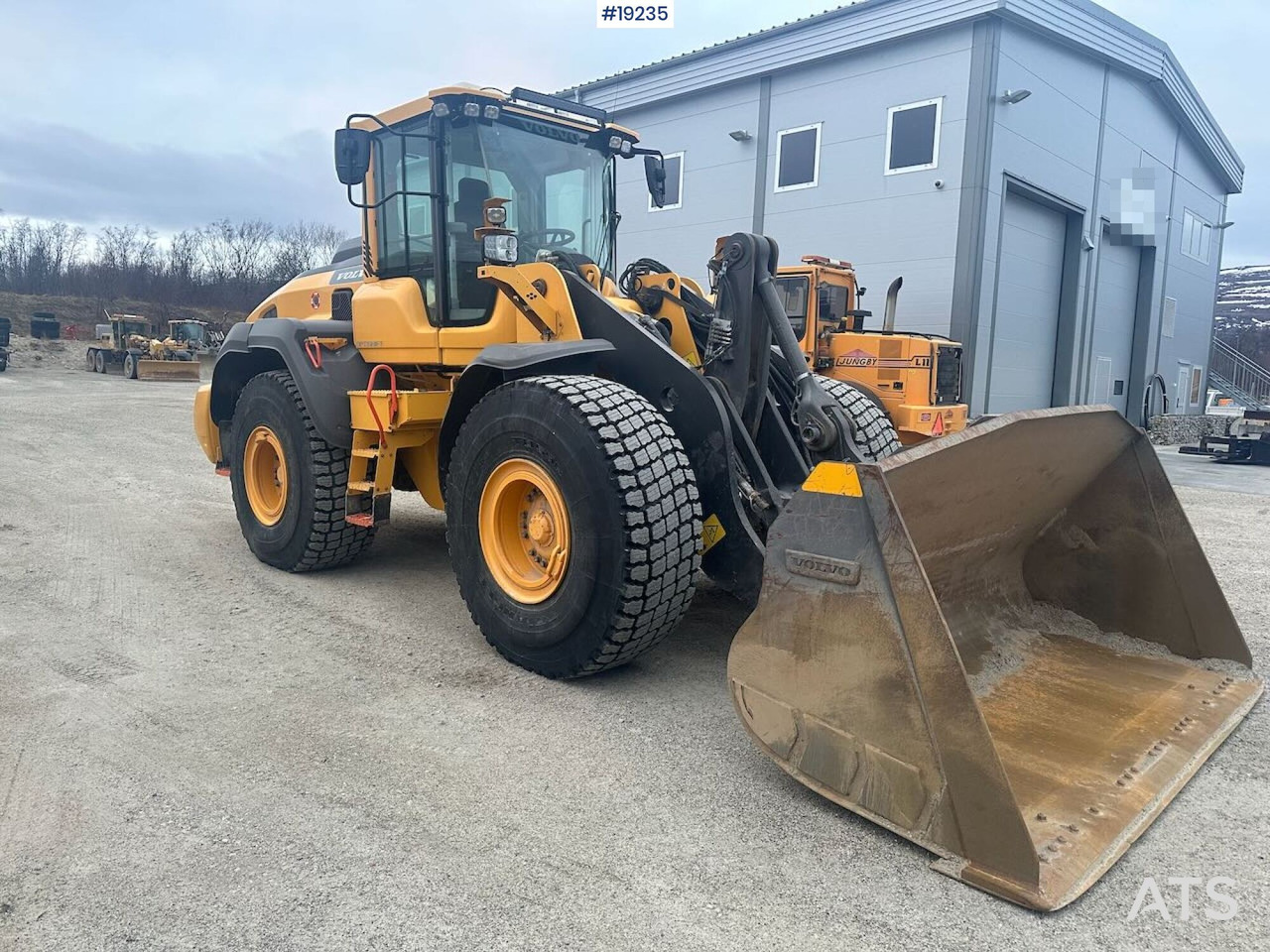 Volvo L110H - Chargeuse sur pneus: photos 3 Volvo L110H - Chargeuse sur pneus: photos 3