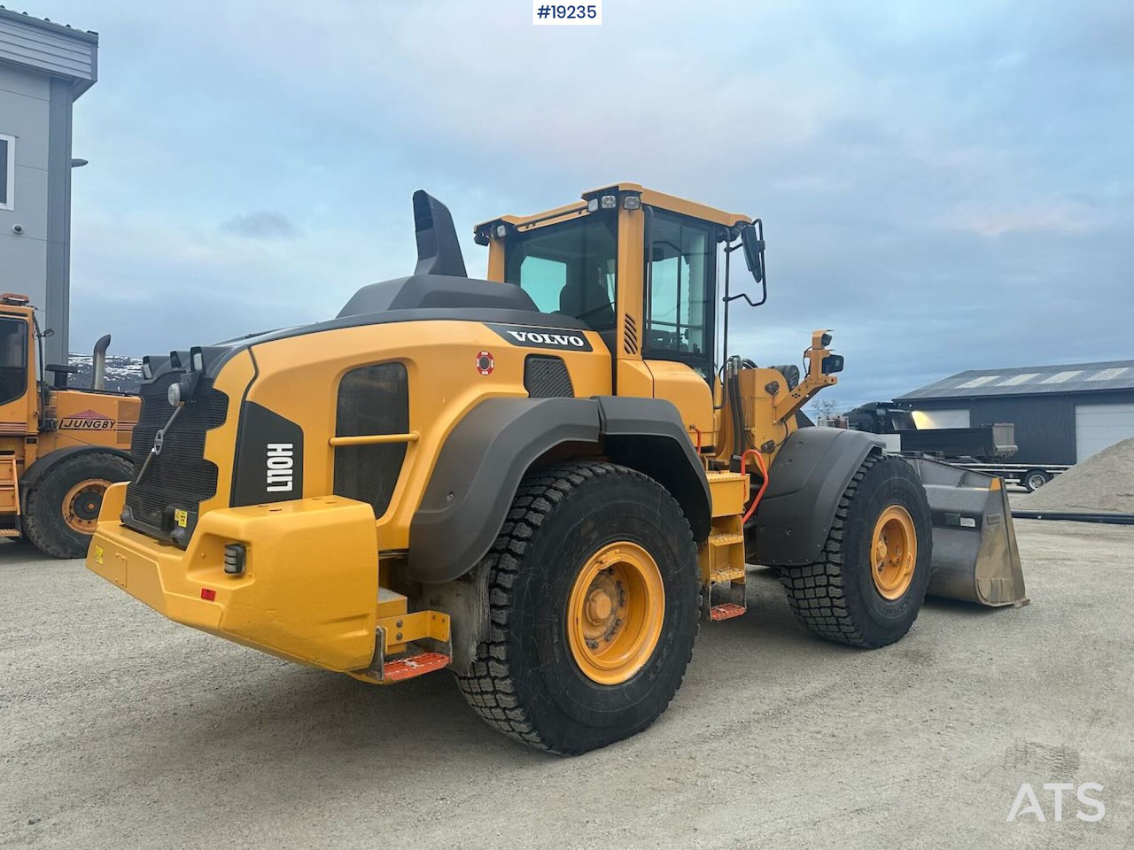 Volvo L110H - Chargeuse sur pneus: photos 5 Volvo L110H - Chargeuse sur pneus: photos 5