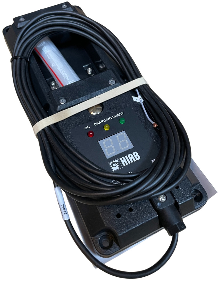 Hiab battery charger olsbergs 9836713 - Système électrique pour Grue auxiliaire: photos 3 Hiab battery charger olsbergs 9836713 - Système électrique pour Grue auxiliaire: photos 3