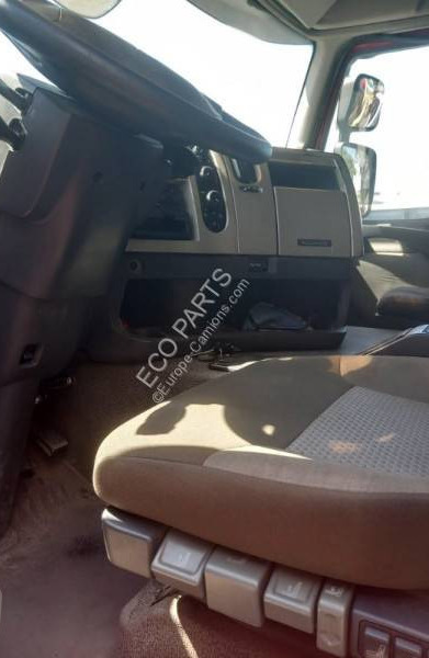 Renault Premium 380.19 DXI - Camion fourgon: photos 4 Renault Premium 380.19 DXI - Camion fourgon: photos 4