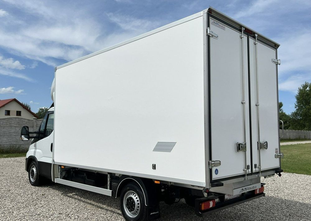 Iveco Daily - Utilitaire frigorifique: photos 2 Iveco Daily - Utilitaire frigorifique: photos 2