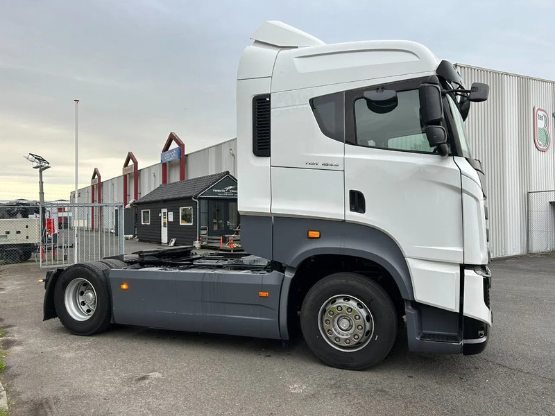 BMC TUGHRA 1846 TGR 460PK Euro 6  powered by Iveco / Automatic gearbox ZF - Tracteur routier: photos 2 BMC TUGHRA 1846 TGR 460PK Euro 6  powered by Iveco / Automatic gearbox ZF - Tracteur routier: photos 2
