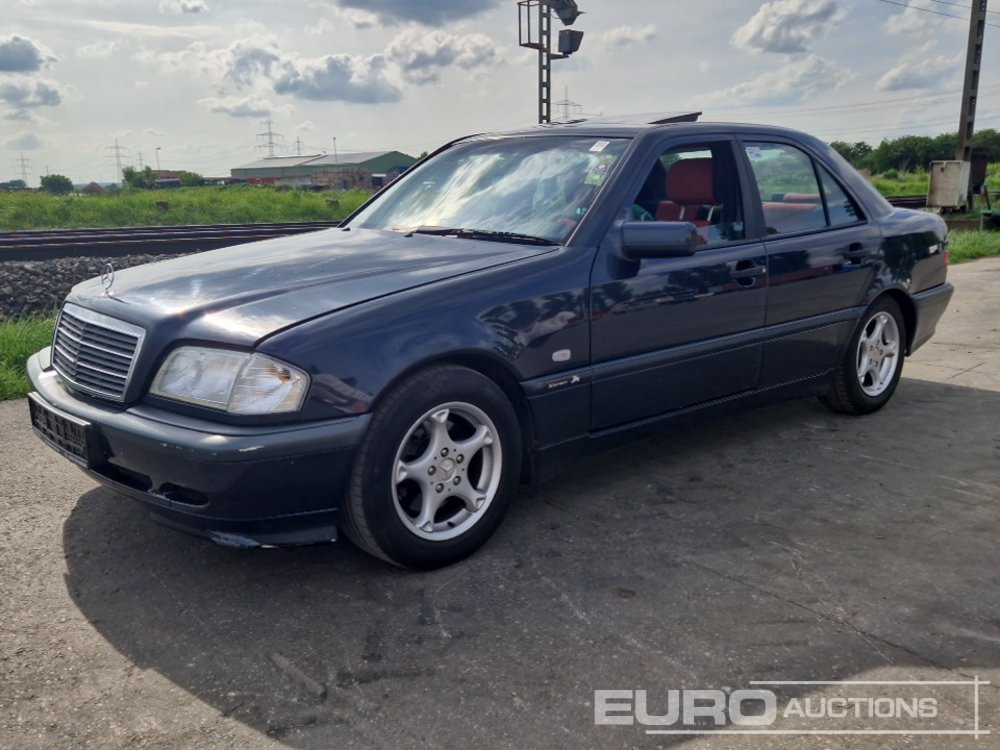 1998 Mercedes Petrol, Automatic, Sunroof, Spare Tyres (German Reg. Docs Available)(TÜV 07/25) - Voiture: photos 1 1998 Mercedes Petrol, Automatic, Sunroof, Spare Tyres (German Reg. Docs Available)(TÜV 07/25) - Voiture: photos 1