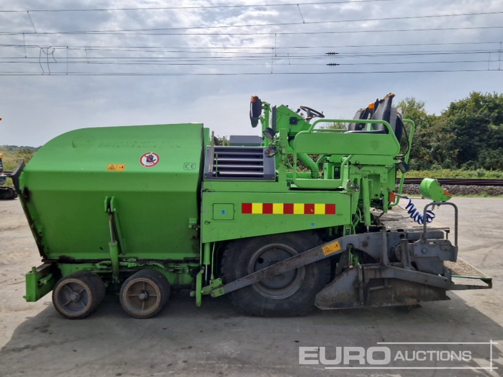 2007 CAT BB-730 - Finisseur: photos 2 2007 CAT BB-730 - Finisseur: photos 2