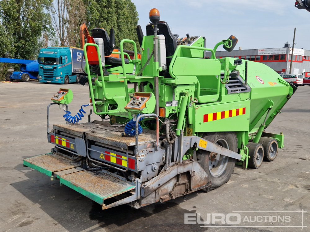 2007 CAT BB-730 - Finisseur: photos 5 2007 CAT BB-730 - Finisseur: photos 5