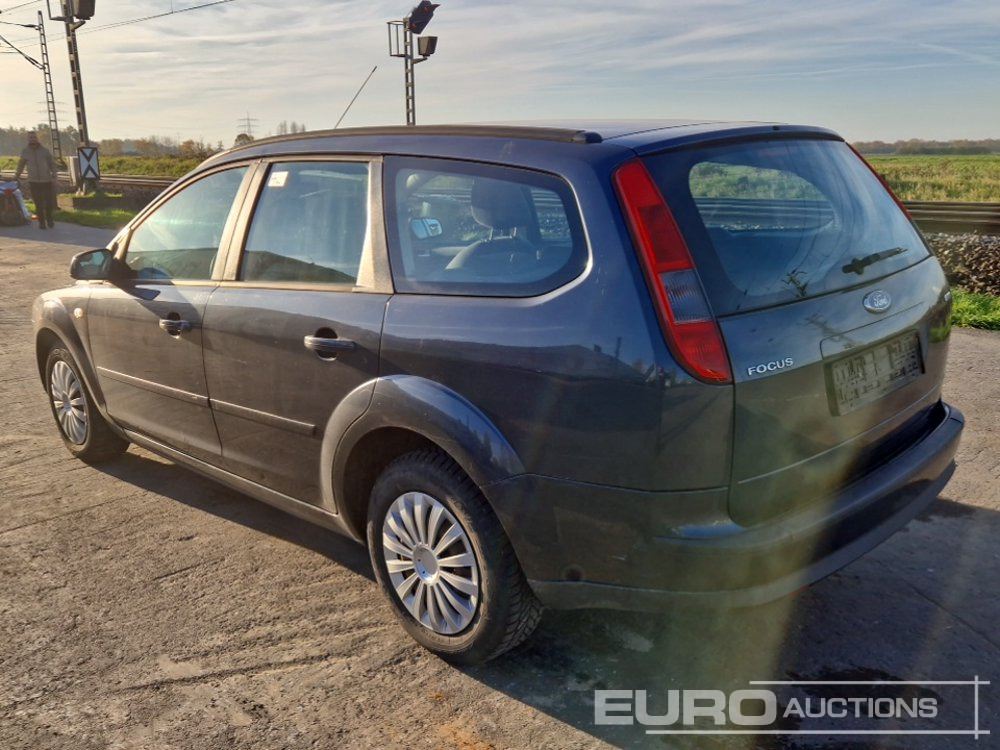 2007 Ford Focus - Voiture: photos 3 2007 Ford Focus - Voiture: photos 3