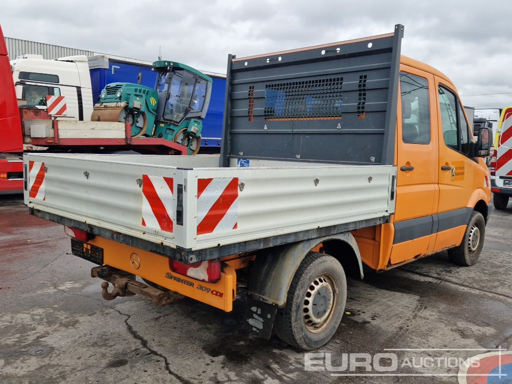 2007 Mercedes Benz Sprinter 309CDI - Utilitaire plateau: photos 5 2007 Mercedes Benz Sprinter 309CDI - Utilitaire plateau: photos 5