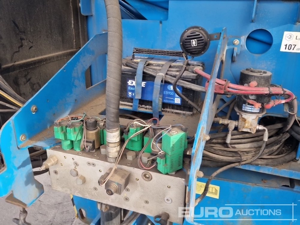 Nacelle 2008 Genie S-65: photos 30 Nacelle 2008 Genie S-65: photos 30