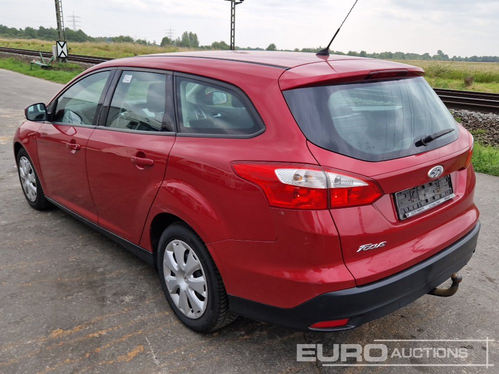 2011 Ford Focus - Voiture: photos 3 2011 Ford Focus - Voiture: photos 3