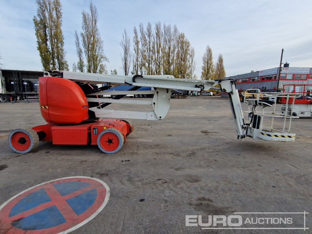 2014 Manitou 170AETJ Electric Articulated Boom Lift, 16.9m Working Height, 200kg Platform Capacity, Non Marking Tyres - Nacelle articulée: photos 5 2014 Manitou 170AETJ Electric Articulated Boom Lift, 16.9m Working Height, 200kg Platform Capacity, Non Marking Tyres - Nacelle articulée: photos 5