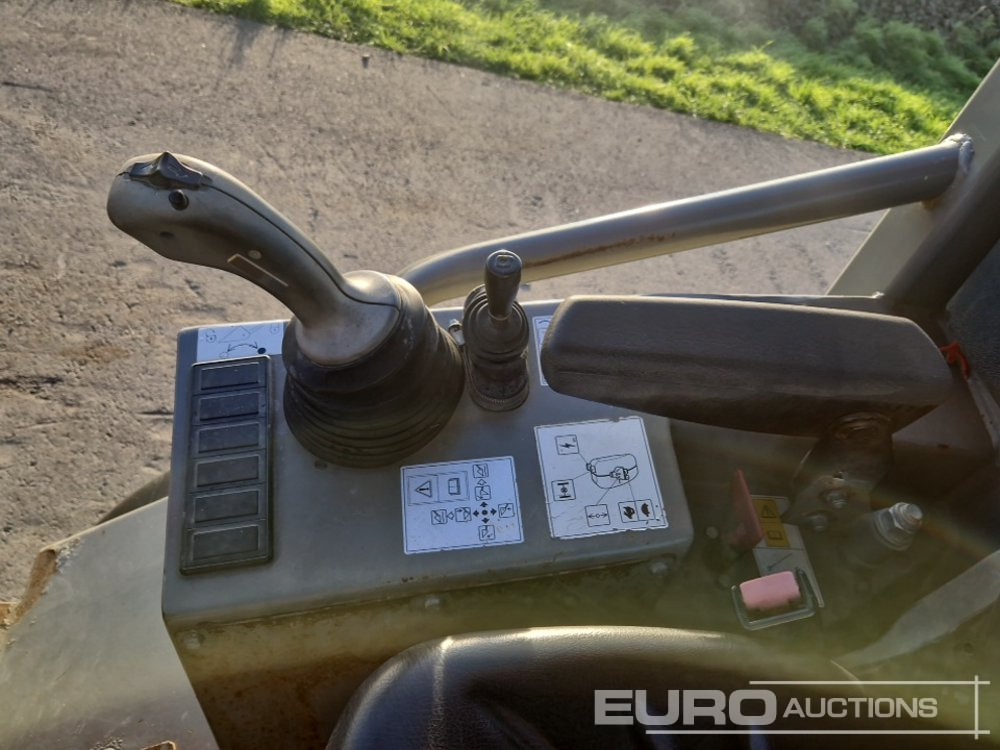 Chargeuse sur pneus 2014 Weidemann 2070 LP CX50: photos 25