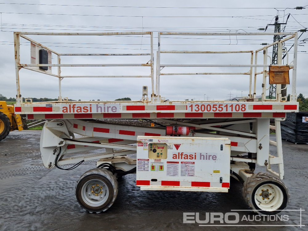 2015 JLG MEC3084RT - Nacelle: photos 2 2015 JLG MEC3084RT - Nacelle: photos 2